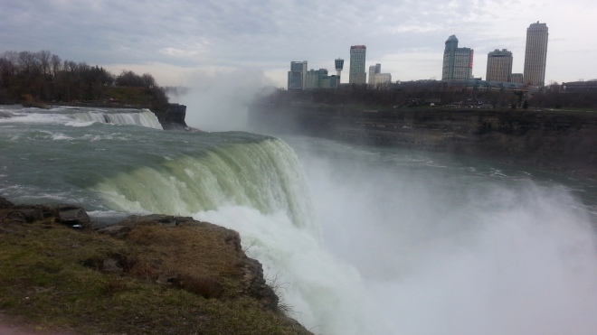 We had only a couple minutes for a quick look at the NY side of Niagara... unfortunately the foot bridge to Goat Island (best view) was closed. :(  Better luck next time!